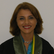 Dra. Adriana Daumas